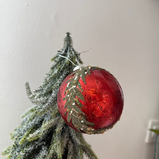 Bola roja con corona