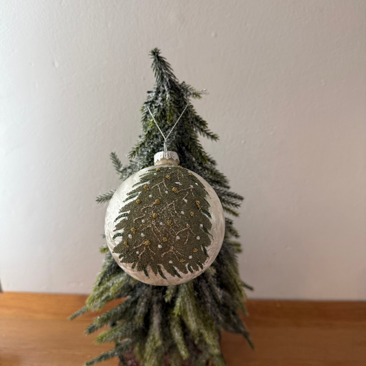 Bola hielo con árbol